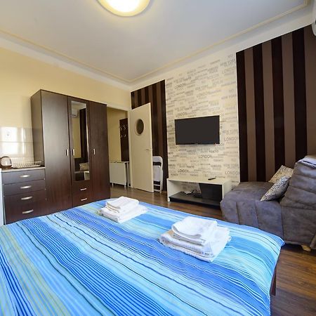 Parliament Apartment Belgrado Esterno foto